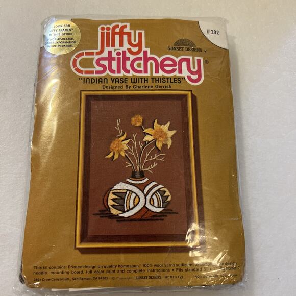Sealed 1976 Sunset Designs Jiffy Stitchery Kit # 292 "Indian Vase with Thistles" - Picture 1 of 3
